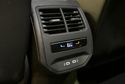 valkoinen CUPRA Formentor 2023 kuva 30.