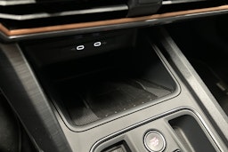 valkoinen CUPRA Formentor 2023 kuva 31.