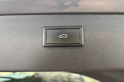 harmaa CUPRA Formentor 2023 kuva 22.