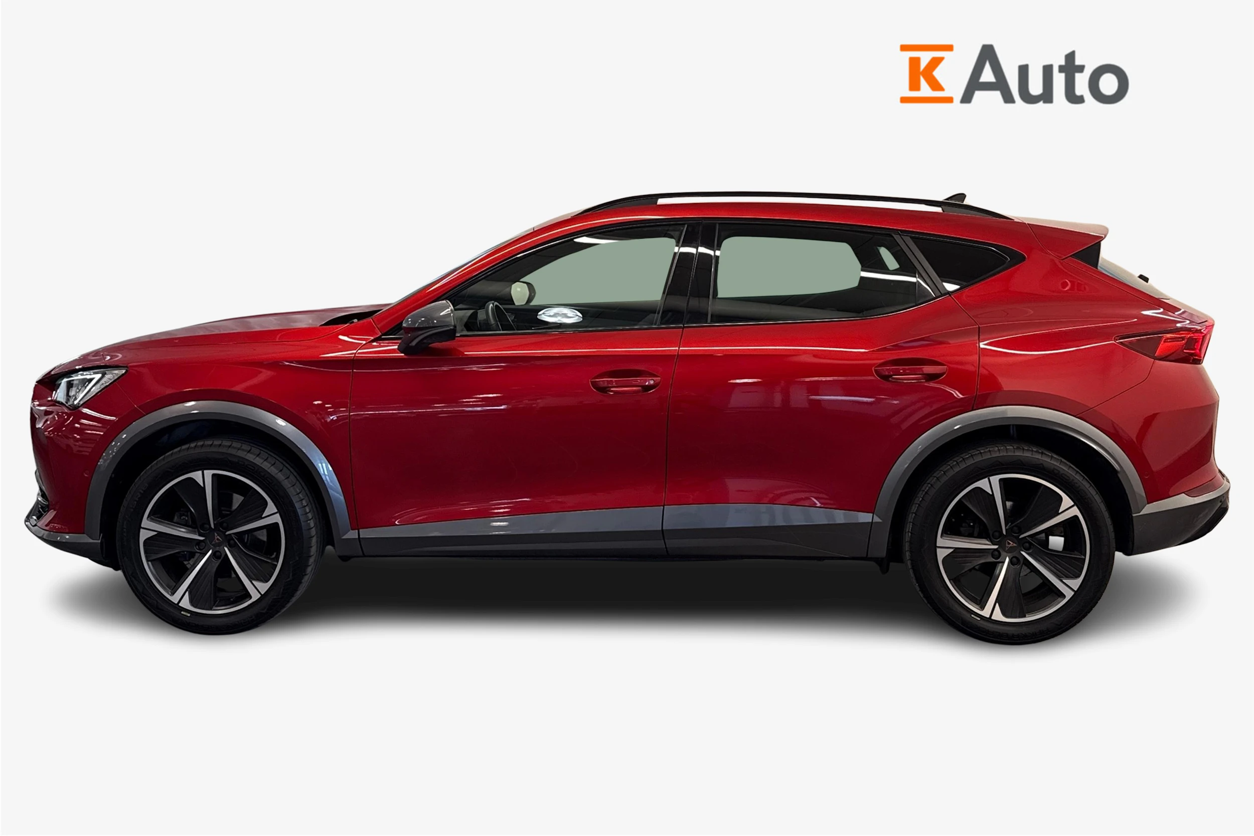 punainen CUPRA Formentor 2023 kuva 5.