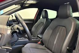 punainen CUPRA Formentor 2023 kuva 12.