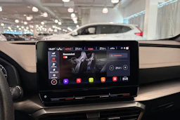 punainen CUPRA Formentor 2023 kuva 23.