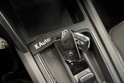 punainen CUPRA Formentor 2023 kuva 25.