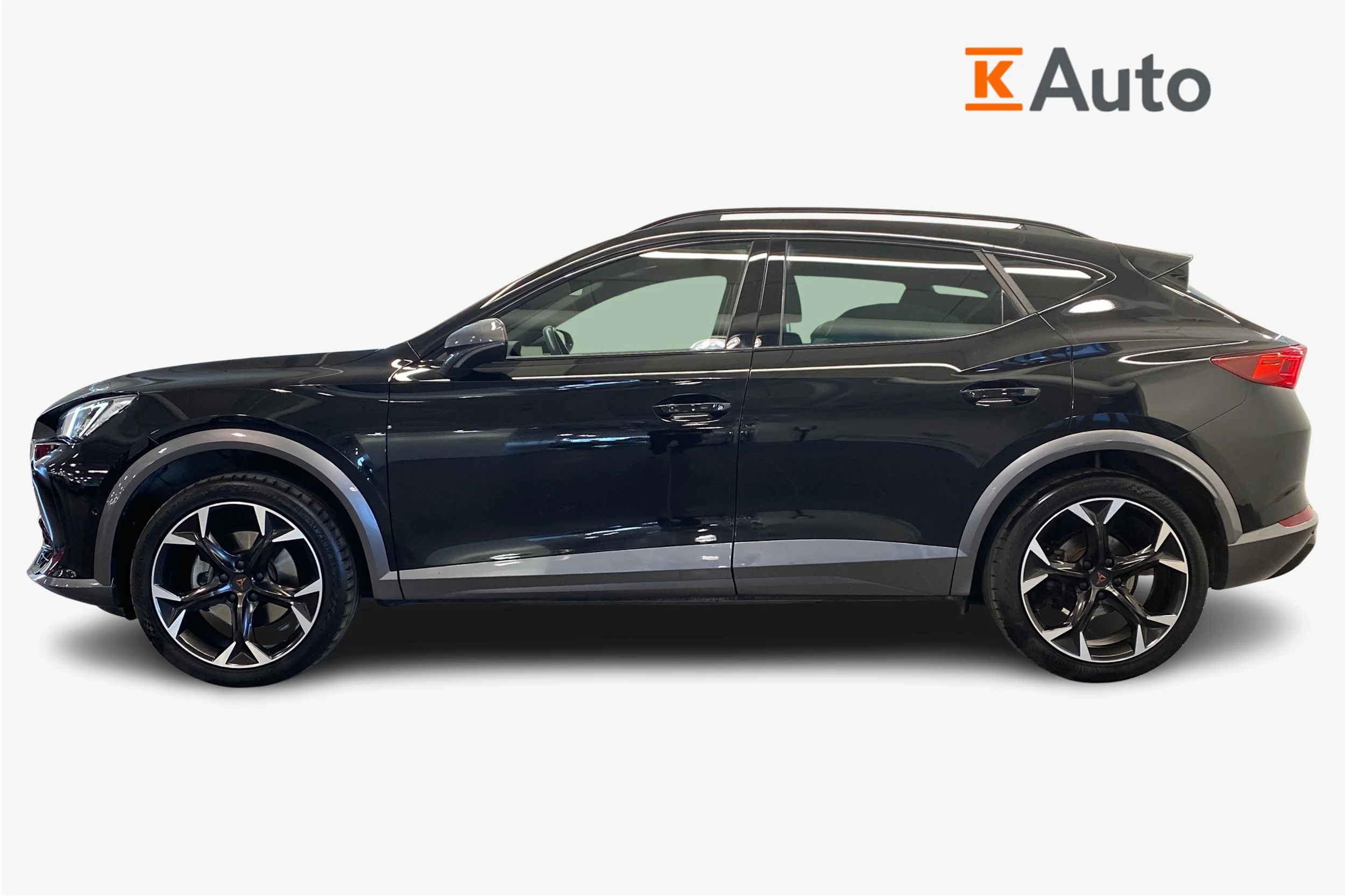 Musta CUPRA Formentor 2023 kuva 7.