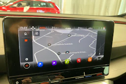 Musta CUPRA Formentor 2023 kuva 15.