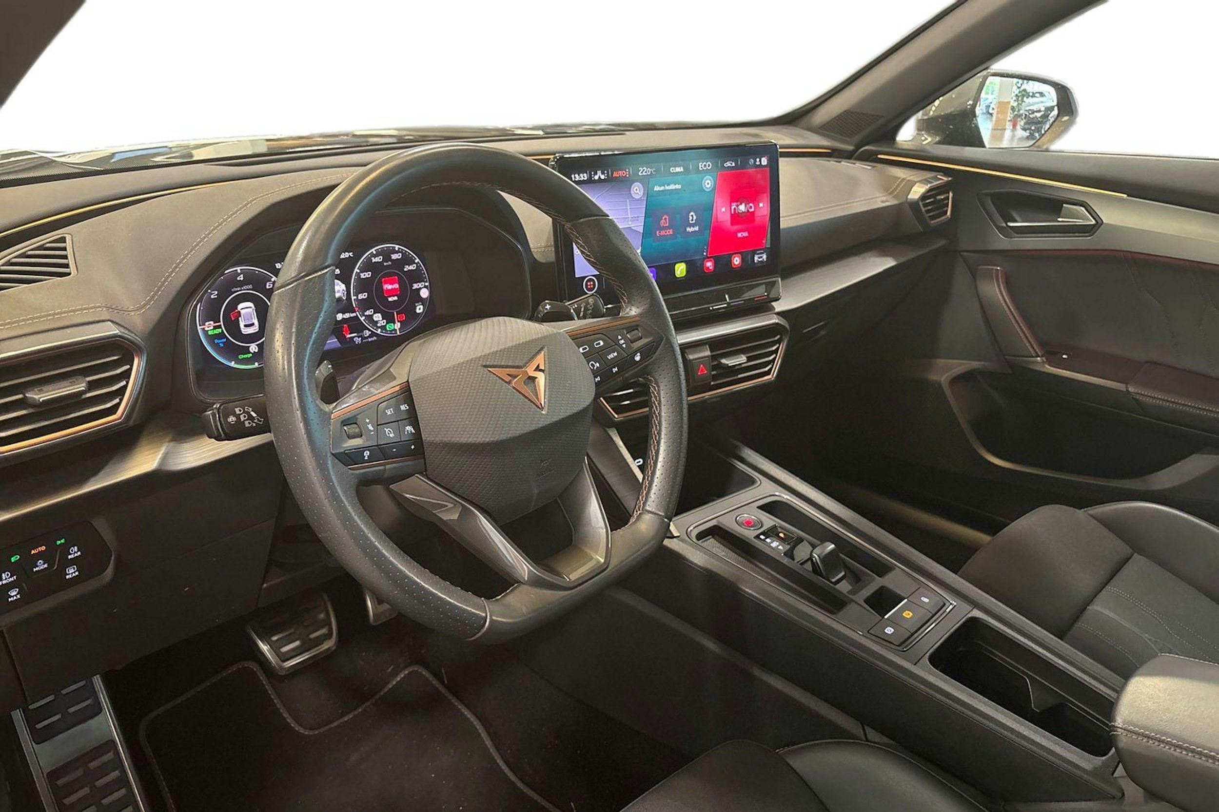 musta CUPRA Formentor 2023 kuva 3.