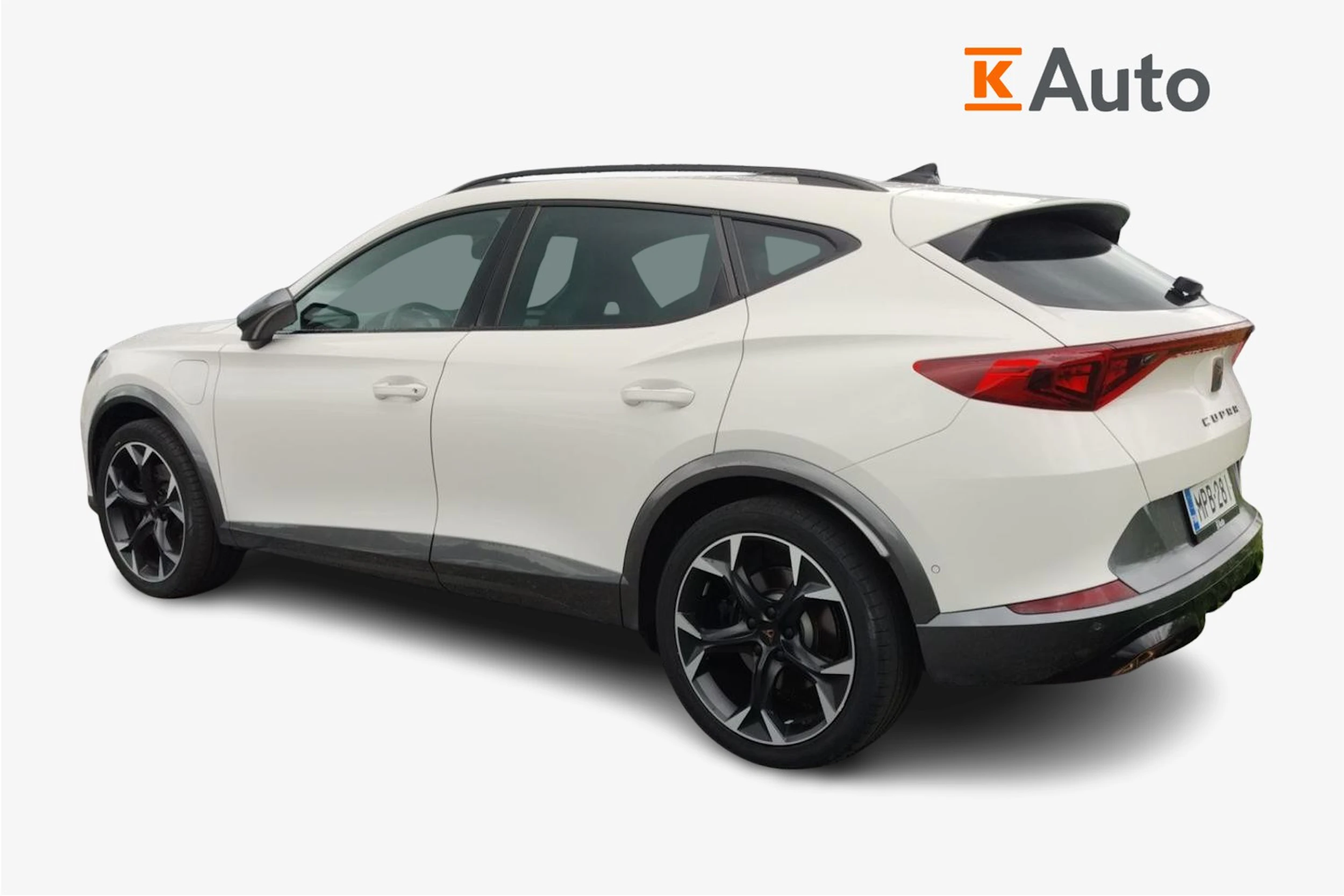 valkoinen CUPRA Formentor 2023 kuva 2.