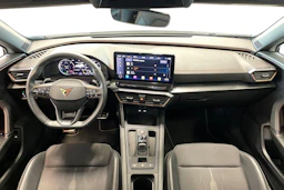 valkoinen CUPRA Formentor 2023 kuva 7.