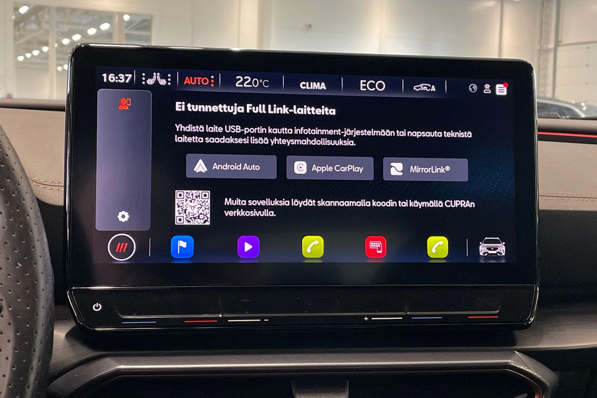 valkoinen CUPRA Formentor 2023 kuva 18.