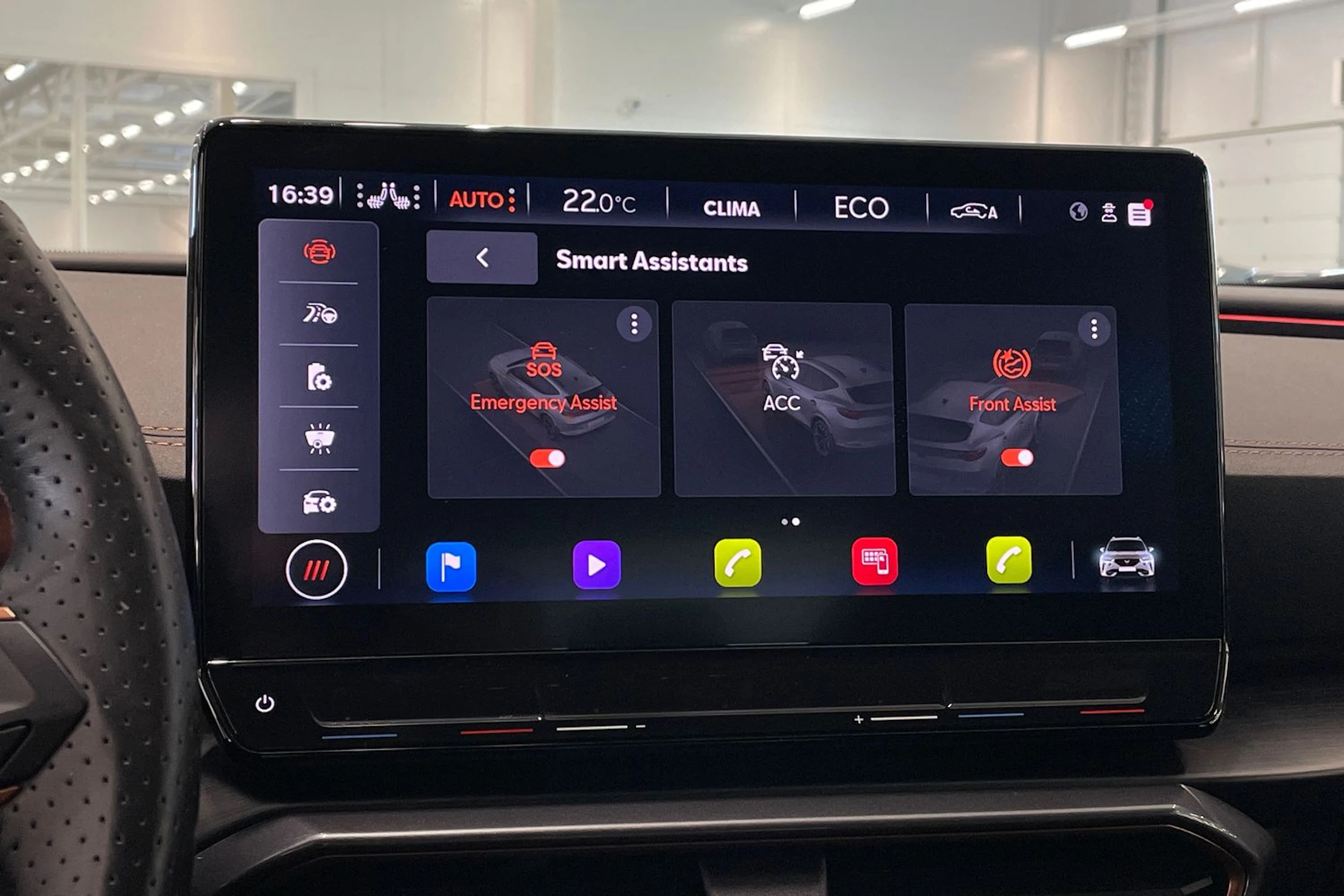 valkoinen CUPRA Formentor 2023 kuva 21.