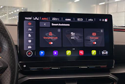 valkoinen CUPRA Formentor 2023 kuva 21.