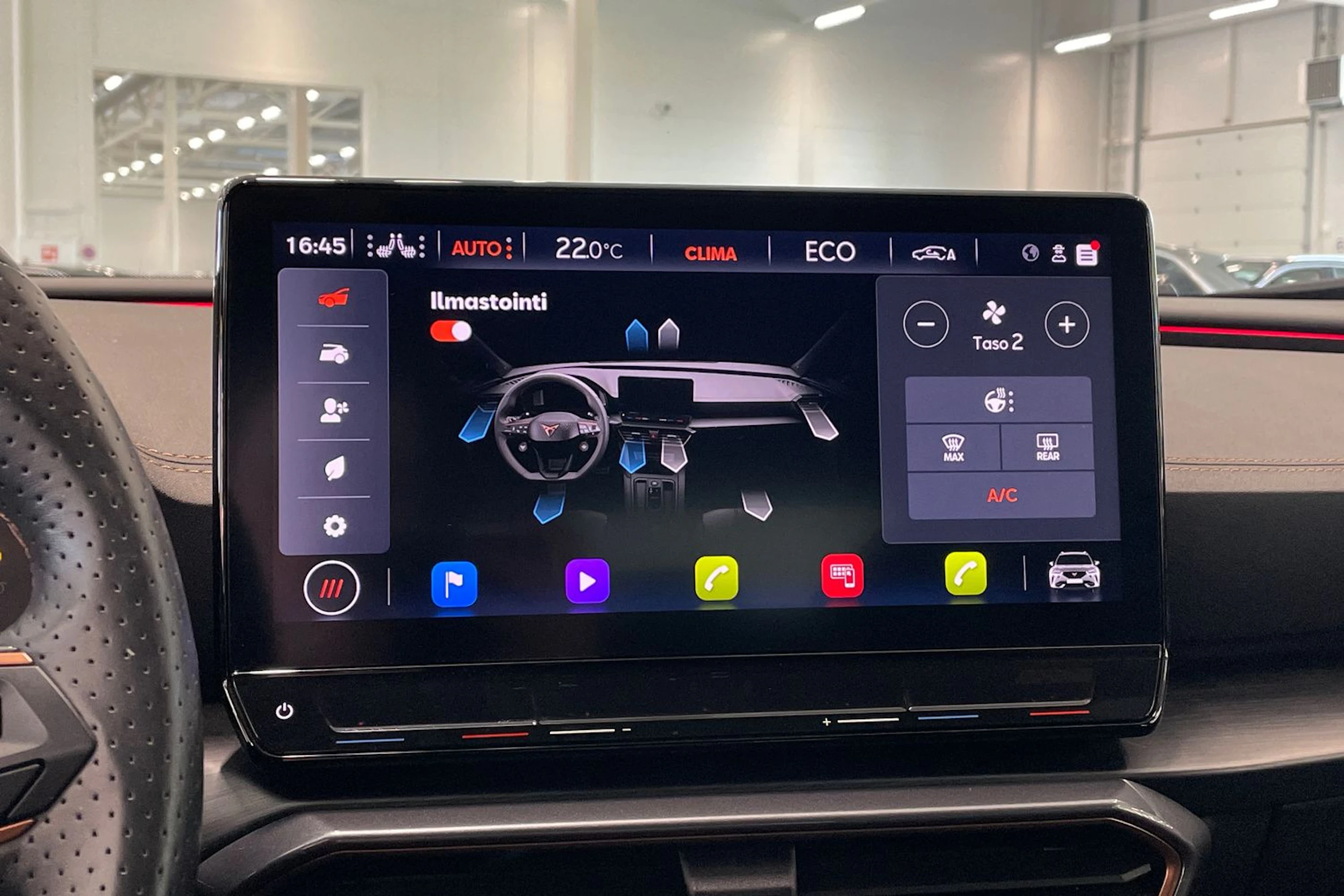 valkoinen CUPRA Formentor 2023 kuva 26.