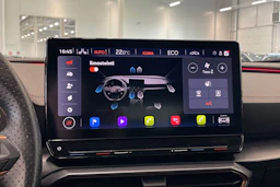 valkoinen CUPRA Formentor 2023 kuva 26.