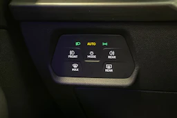 valkoinen CUPRA Formentor 2023 kuva 30.