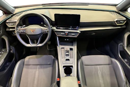 Punainen CUPRA Formentor 2023 kuva 7.