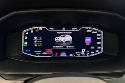 Punainen CUPRA Formentor 2023 kuva 19.