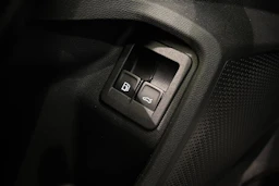 Punainen CUPRA Formentor 2023 kuva 21.