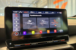 Punainen CUPRA Formentor 2023 kuva 28.