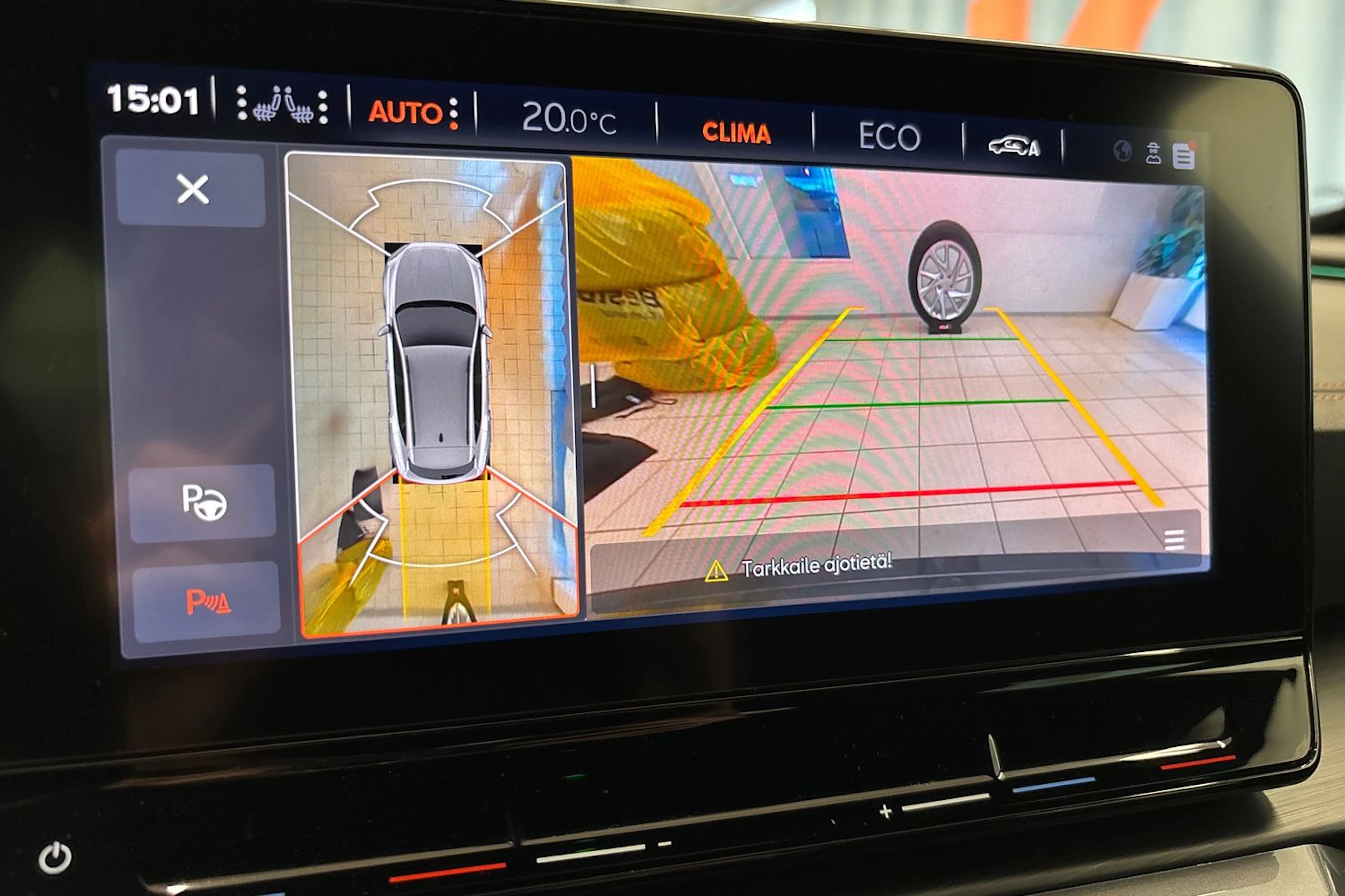 Punainen CUPRA Formentor 2023 kuva 35.