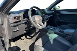 Harmaa CUPRA Formentor 2023 kuva 3.
