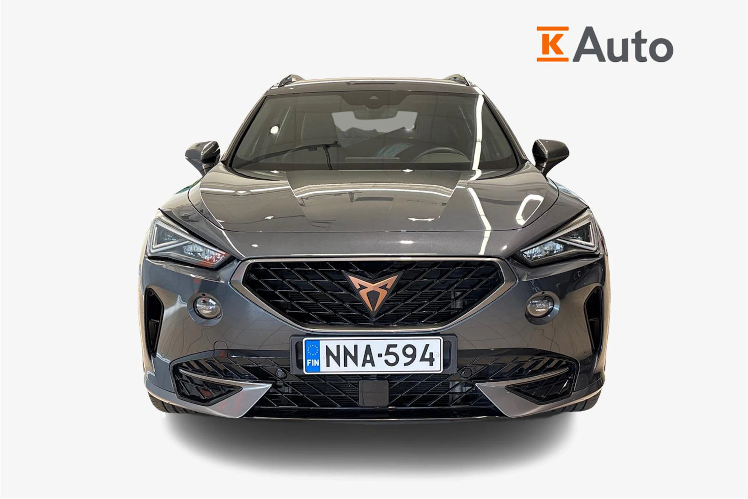 Harmaa CUPRA Formentor 2023 kuva 4.