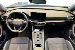 Harmaa CUPRA Formentor 2023 kuva 7.