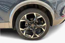 Harmaa CUPRA Formentor 2023 kuva 9.