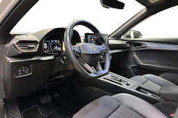valkoinen CUPRA Formentor 2023 kuva 6.