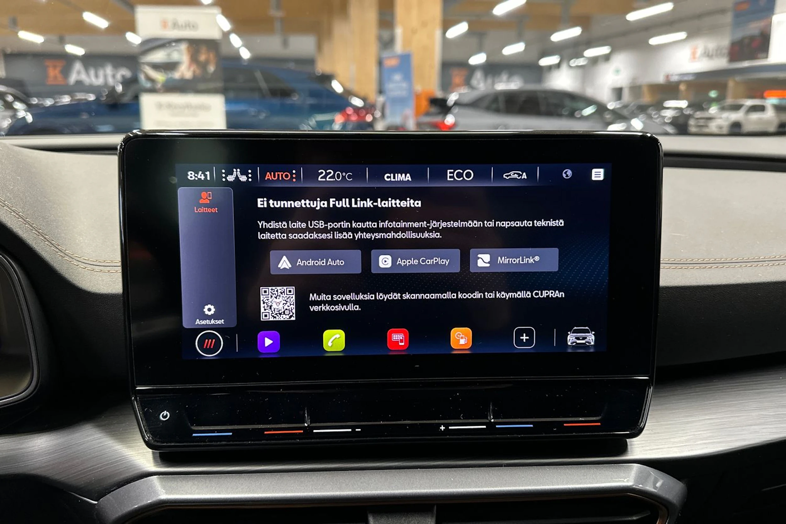 valkoinen CUPRA Formentor 2023 kuva 14.