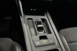 valkoinen CUPRA Formentor 2023 kuva 16.