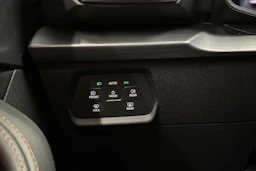 valkoinen CUPRA Formentor 2023 kuva 20.