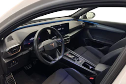 Valkoinen CUPRA Formentor 2023 kuva 6.