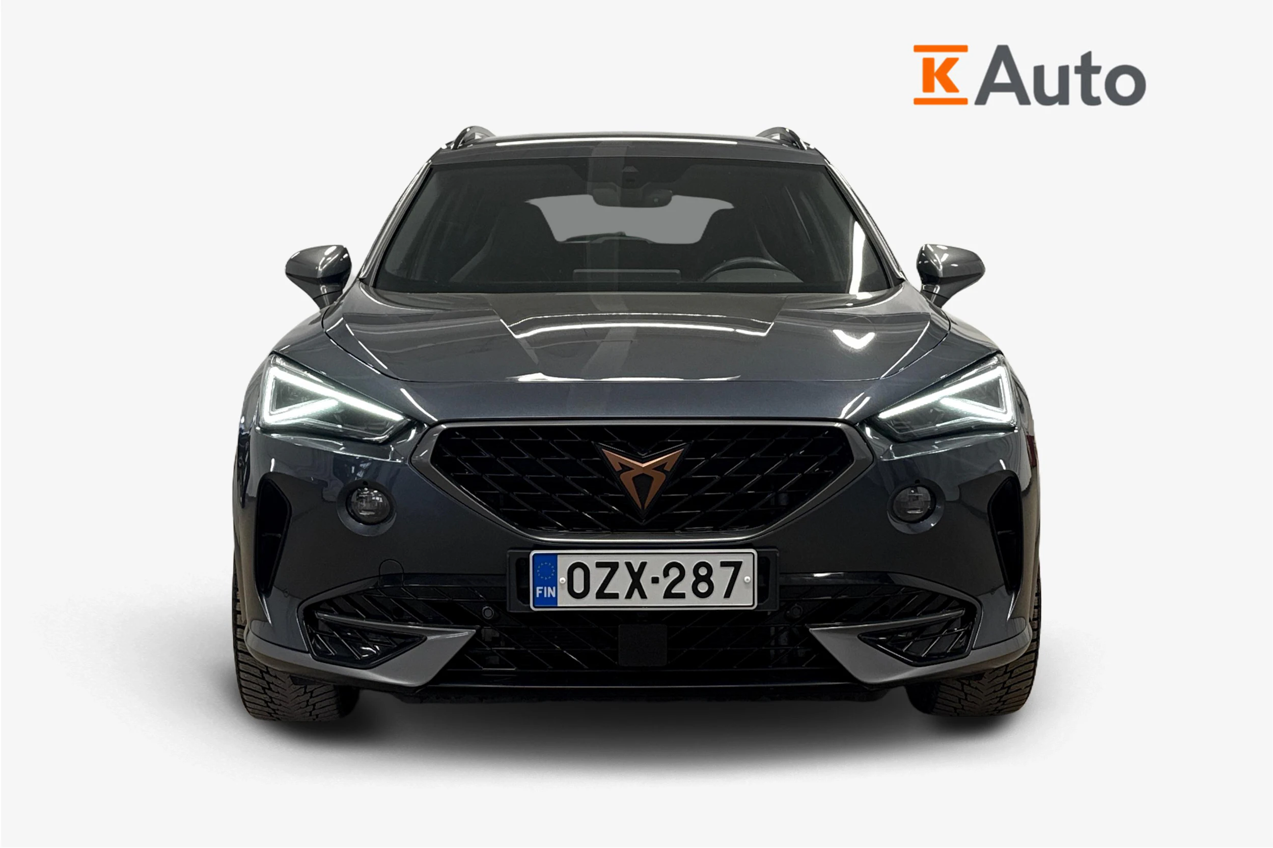 harmaa CUPRA Formentor 2023 kuva 4.