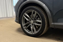 harmaa CUPRA Formentor 2023 kuva 10.