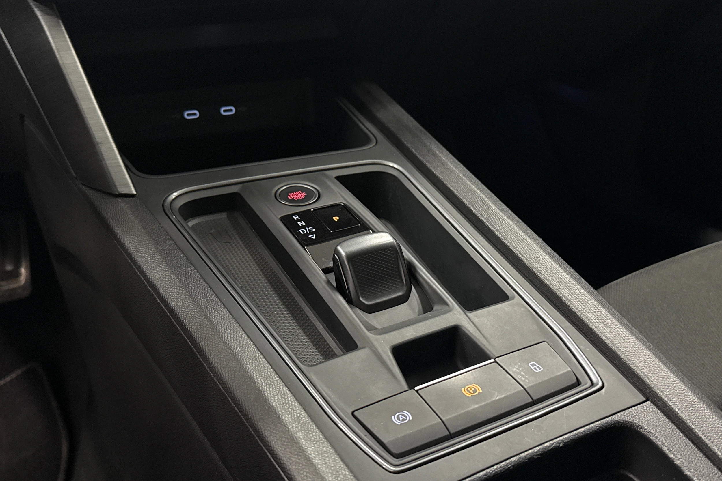 harmaa CUPRA Formentor 2023 kuva 22.