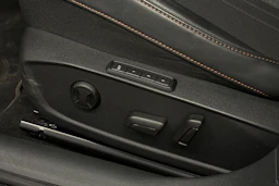 harmaa CUPRA Formentor 2023 kuva 24.