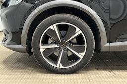 musta CUPRA Formentor 2023 kuva 11.