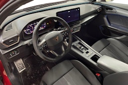 Punainen CUPRA Formentor 2023 kuva 7.