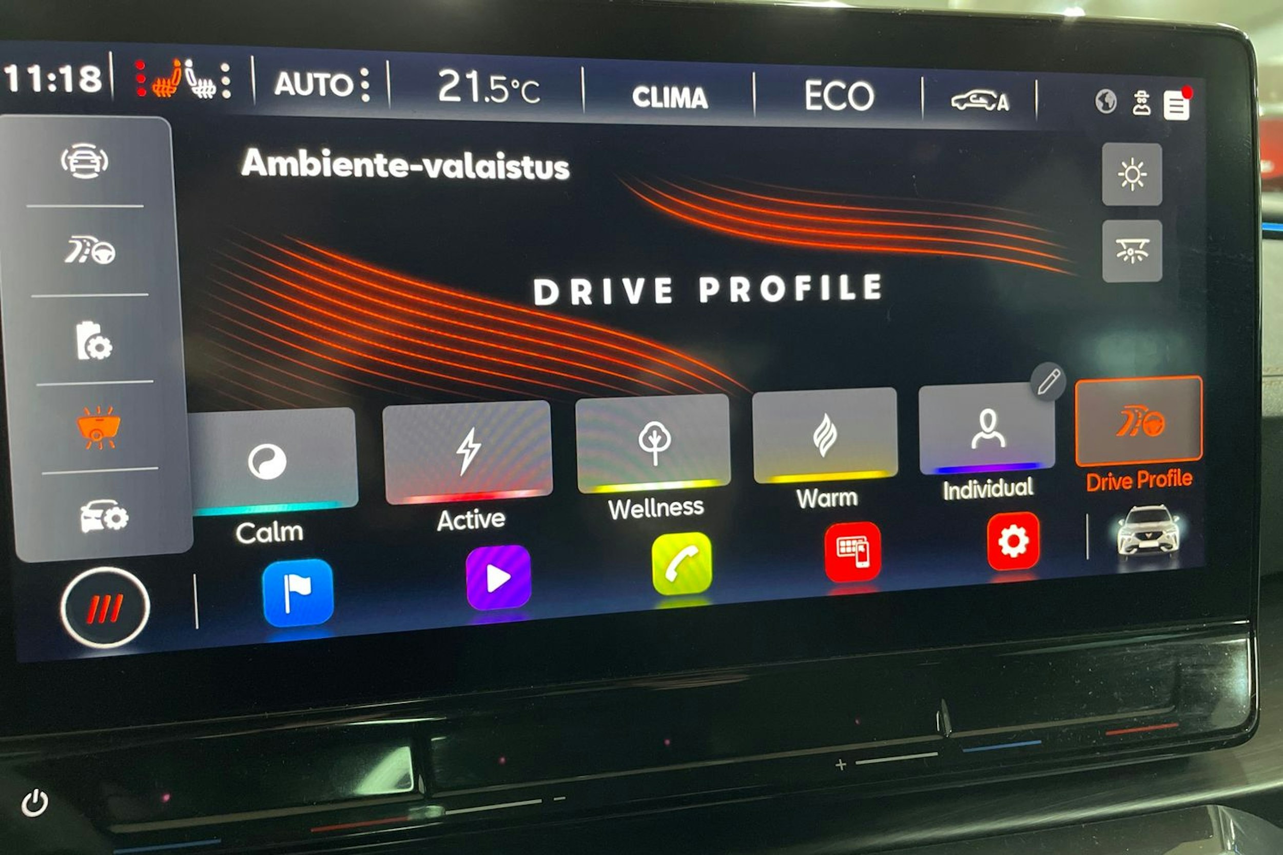 Punainen CUPRA Formentor 2023 kuva 21.