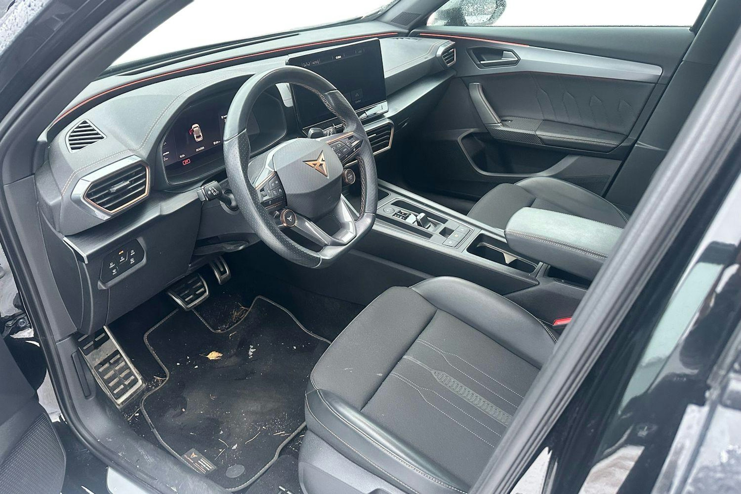 musta CUPRA Formentor 2023 kuva 3.