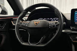 musta CUPRA Formentor 2023 kuva 14.