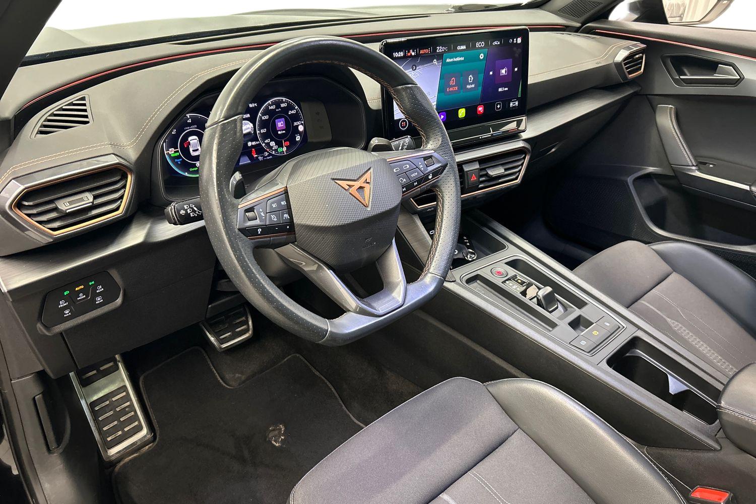 Cupra Formentor 2023, photo 6/27