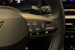 met. musta CUPRA Formentor 2023 kuva 16.