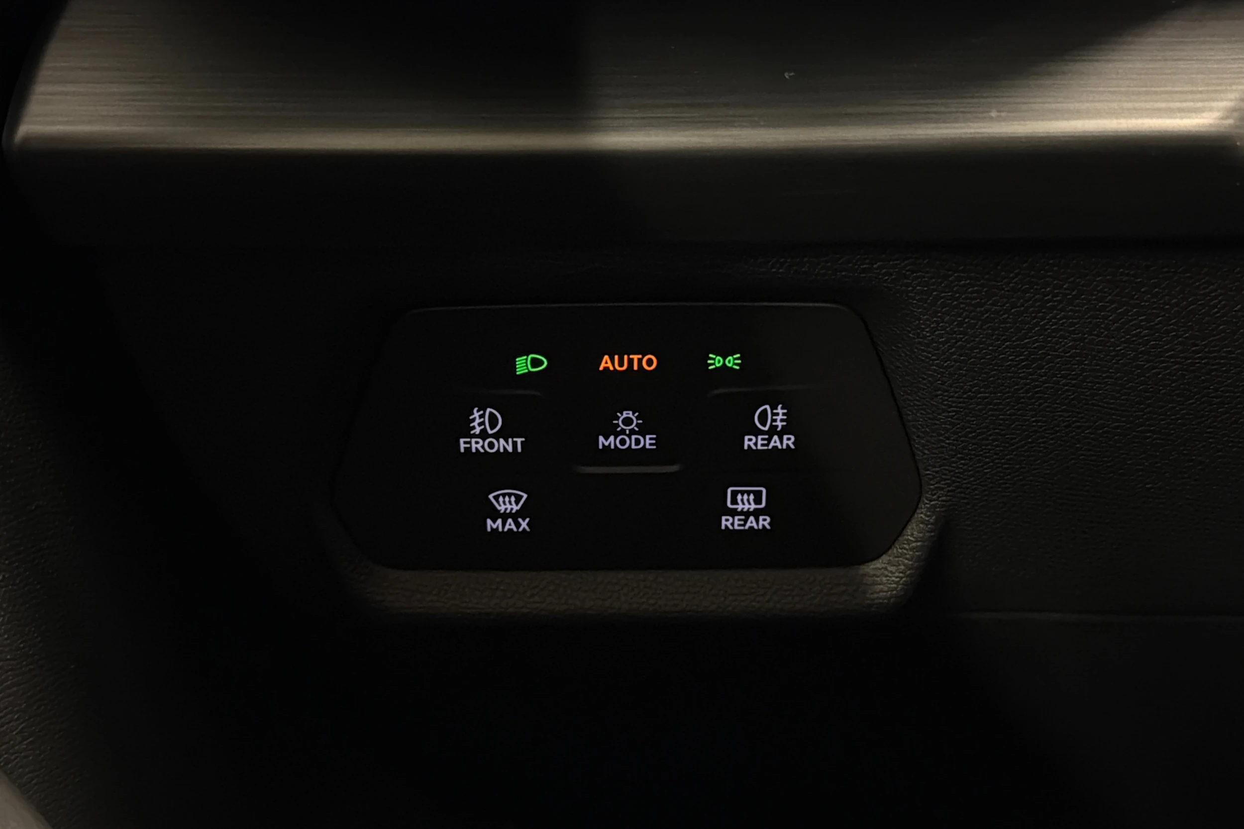 met. musta CUPRA Formentor 2023 kuva 18.