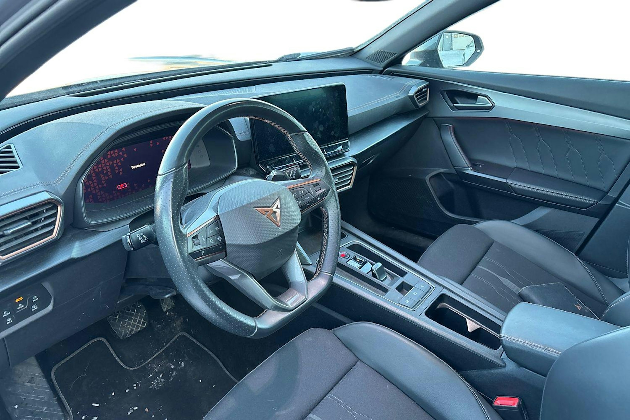 harmaa CUPRA Formentor 2023 kuva 3.