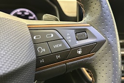 harmaa CUPRA Formentor 2023 kuva 15.