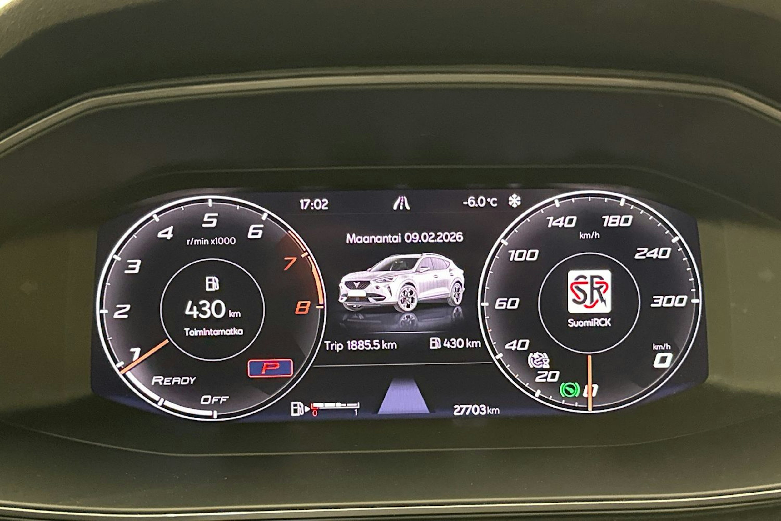 harmaa CUPRA Formentor 2023 kuva 16.