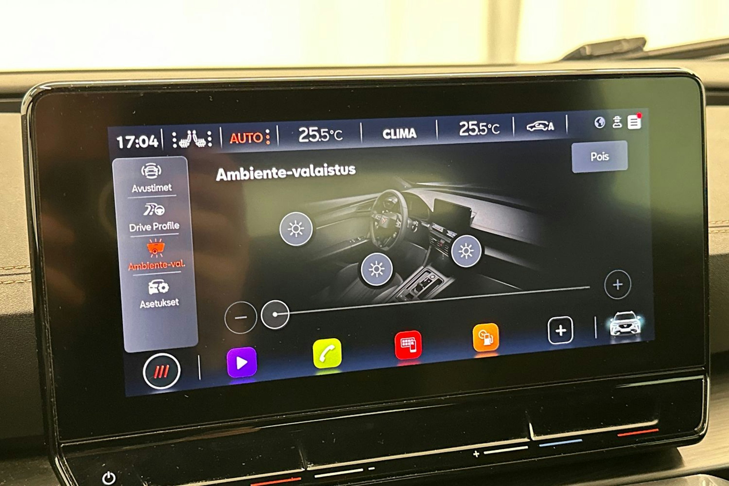 harmaa CUPRA Formentor 2023 kuva 20.