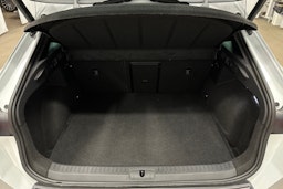 valkoinen CUPRA Formentor 2023 kuva 14.