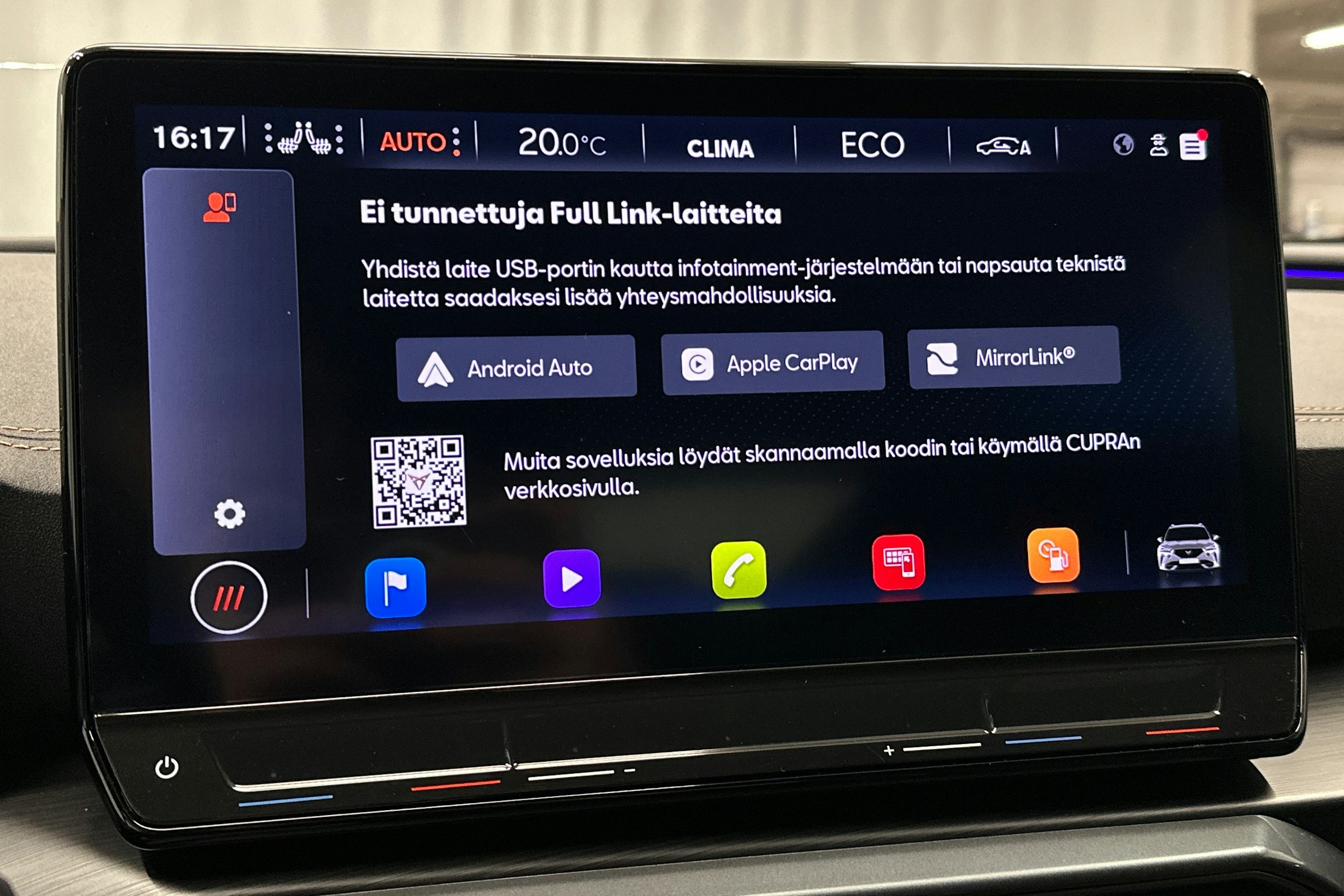 valkoinen CUPRA Formentor 2023 kuva 23.